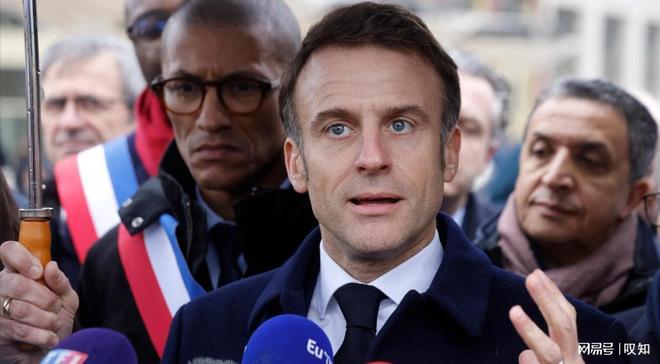 迎直接轰炸敖德萨港口最大输家已确定麻将胡了试玩德国要打俄罗斯随时欢(图4) 迎直接轰炸敖德萨港口最大输家已确定麻将胡了试玩德国要打俄罗斯随时欢(图4)